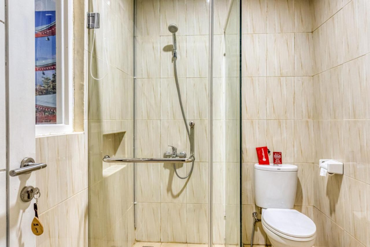 Hotel Reddoorz Near Sindu Kusuma Edupark 2 à Cebongan Extérieur photo