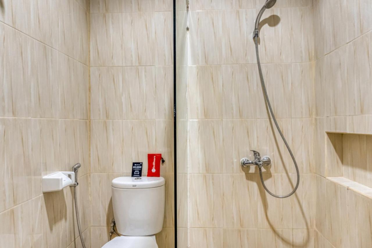 Hotel Reddoorz Near Sindu Kusuma Edupark 2 à Cebongan Extérieur photo